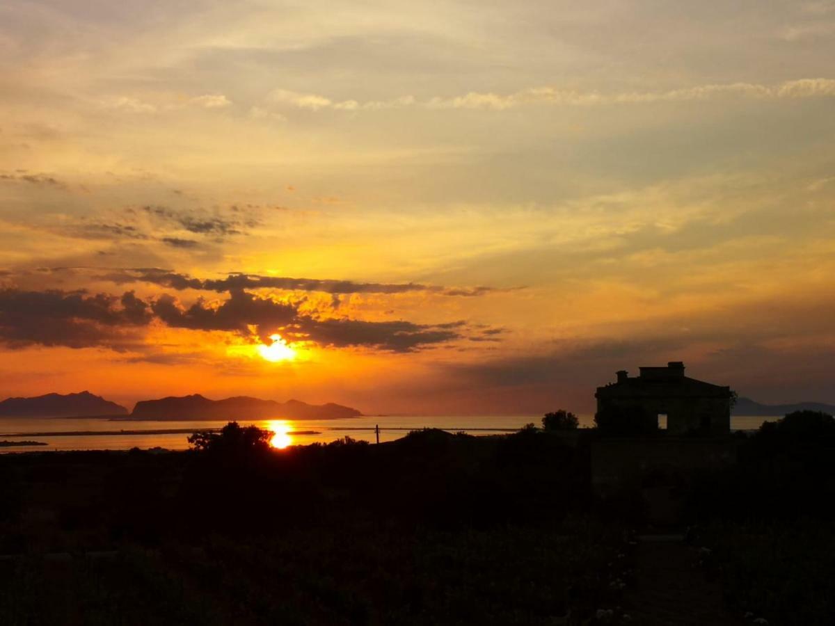 Casa Dirce Marsala Villa ภายนอก รูปภาพ